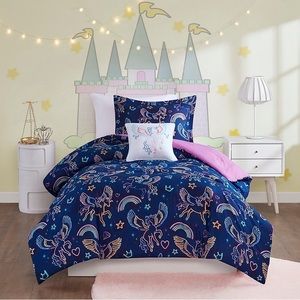 NEW: 4-Piece Full/Queen Comforter Set in Purple